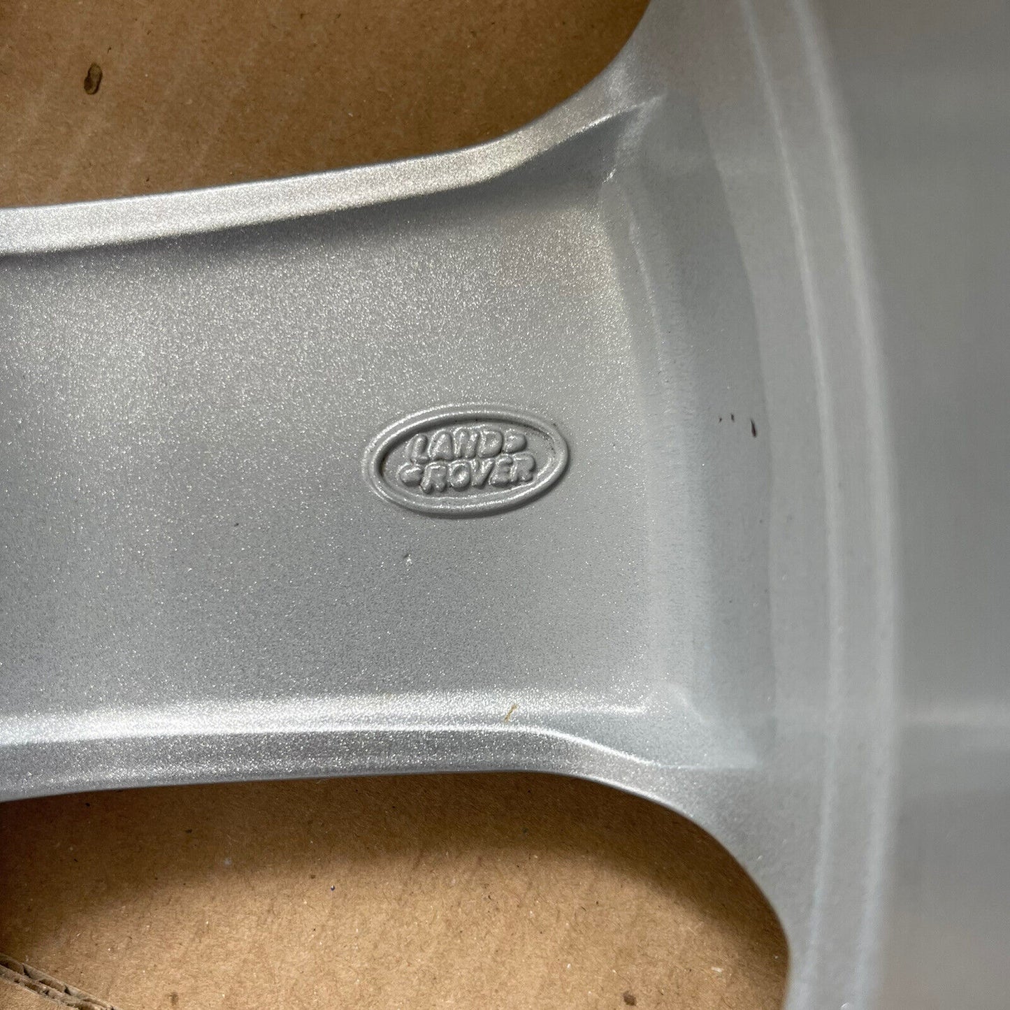 Genuine Range Rover Evoque 18" Alloy Wheel 8jx18ch 45 Style 706 Gj32-1007-ab