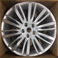 Single Discovery 5 20" Alloy Wheels Silver ideal for winter LR081589
