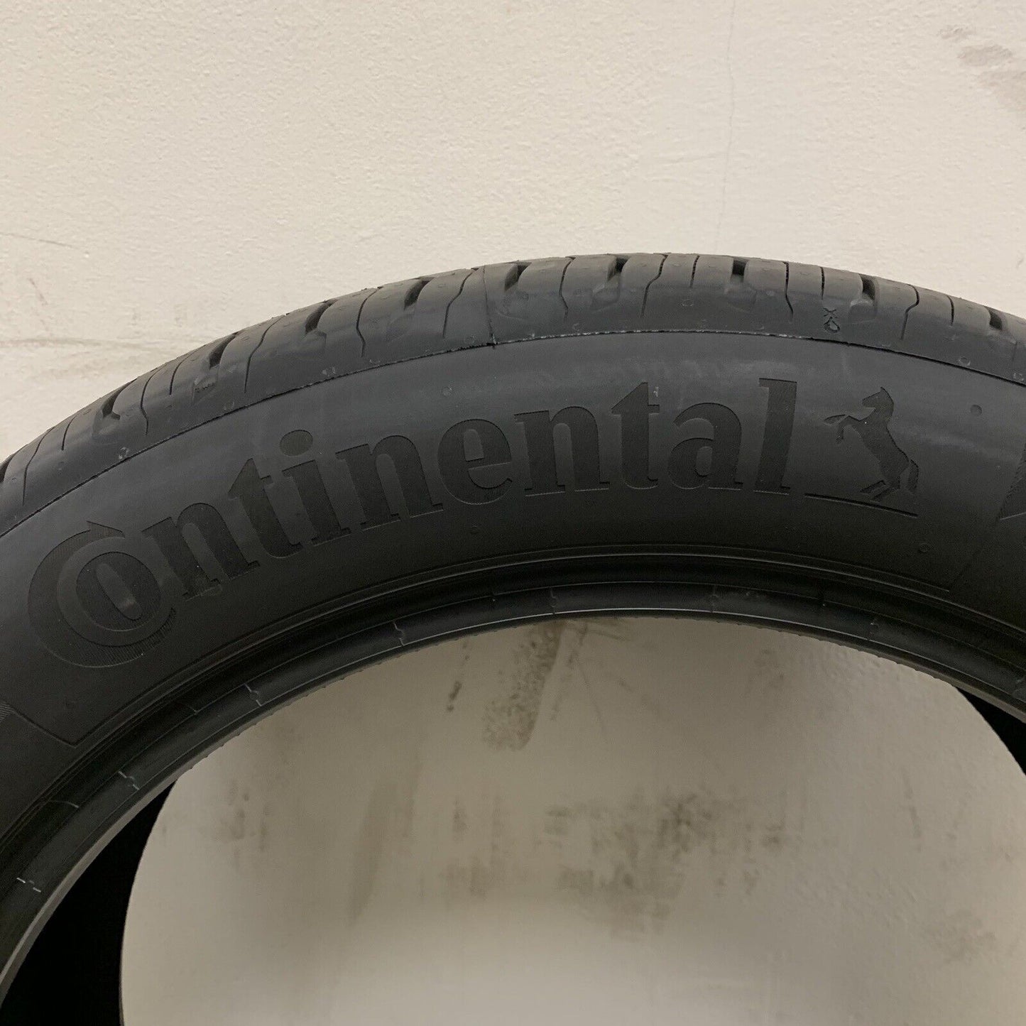 235/50 R19 99V Continental Eco Contact 6 Full Tread