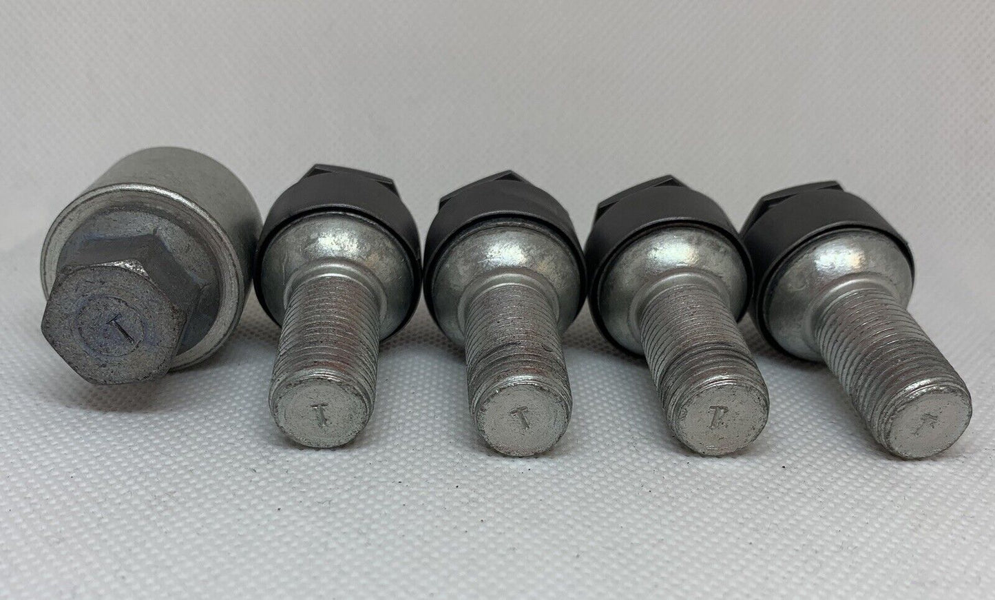 Genuine Vw Volkswagen Locking Wheel Nuts With Caps And Key 777 T