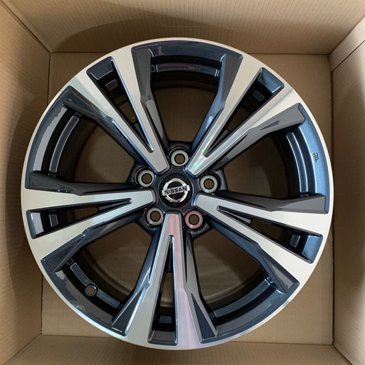 Genuine Nissan Qashqai 18" Alloy Wheels Diamond Cut and Grey D0300HV03A 2018-20
