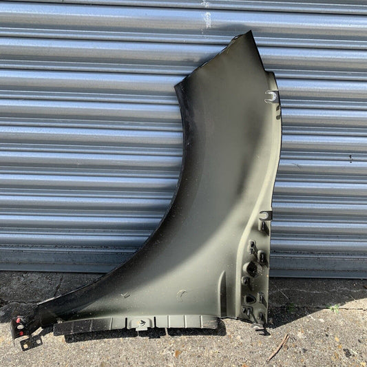Genuine Range Rover Evoque Right Drivers Side  Wing OS Front Wing