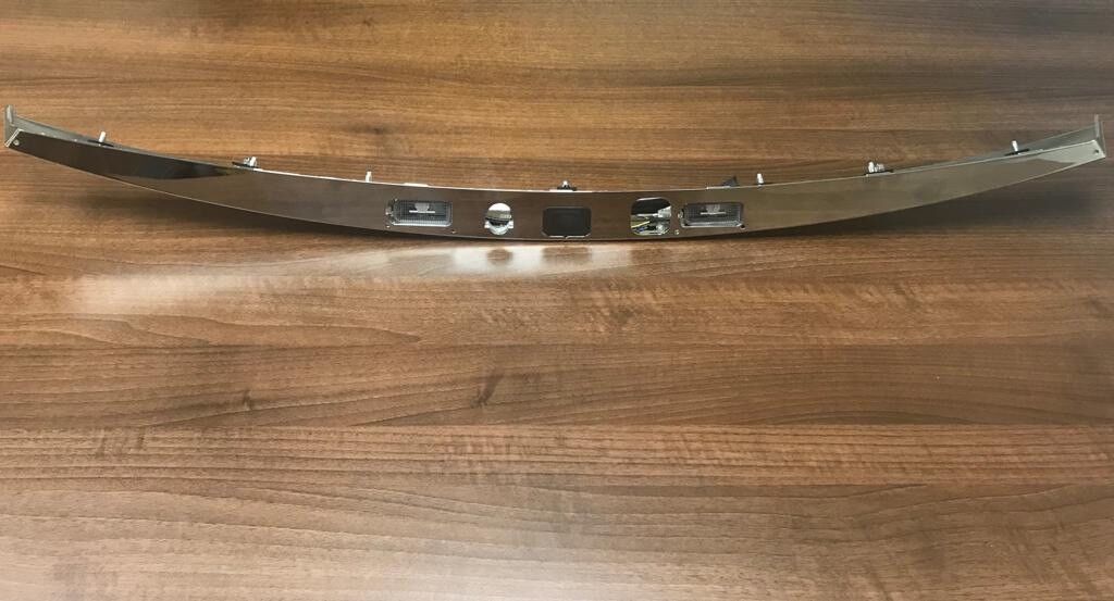Genuine XF Chrome Boot Plinth With Lights And Button C2Z30925 C2Z30926