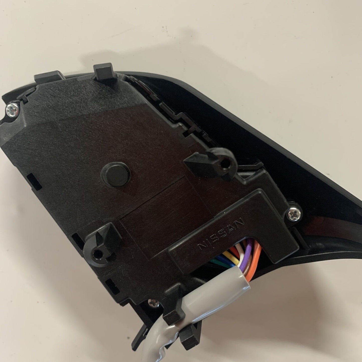 Genuine Nissan Steering Wheel Switch Pack 25550HP10A