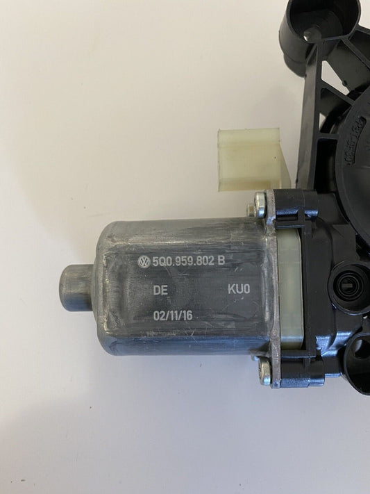 Audi A3 Tt Front RH Window Regulator Lifter Motor 5Q0959802B