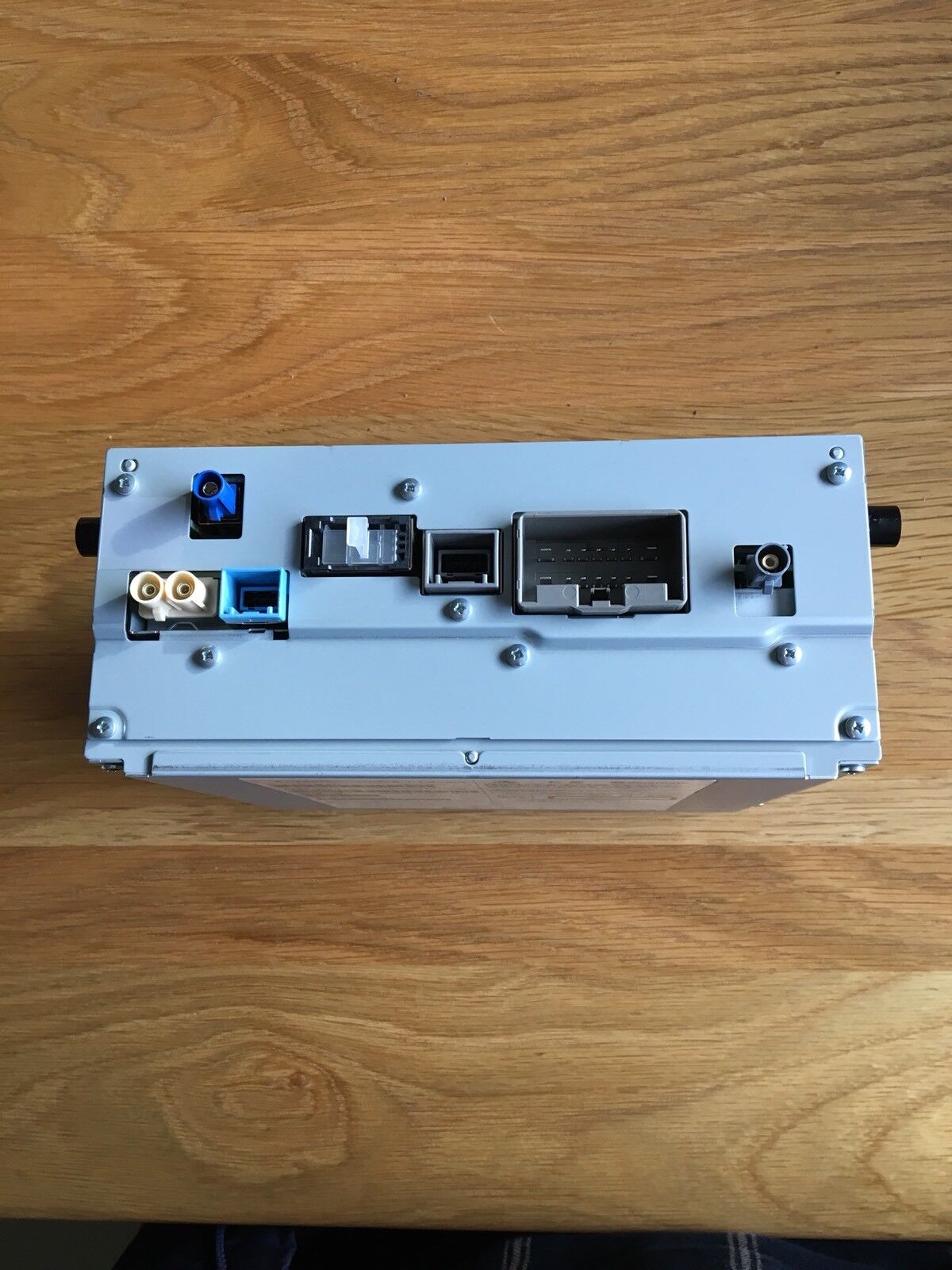 Genuine Jaguar XF XJ F TYPE Compact Disc Auto Changer With Bluetooth C2d49694