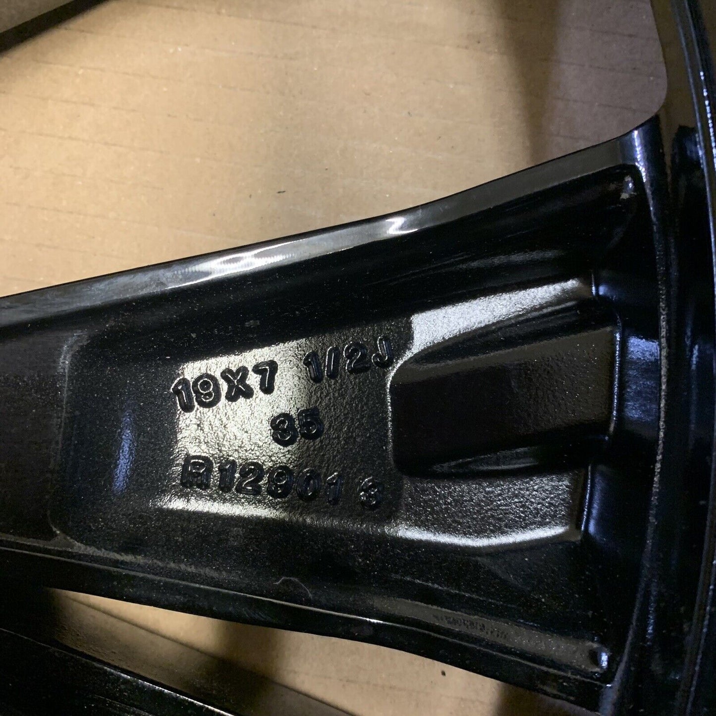 Genuine Set Of Nissan Juke 19" Alloy Wheel diamond Cut Gloss Black 7.5J 35