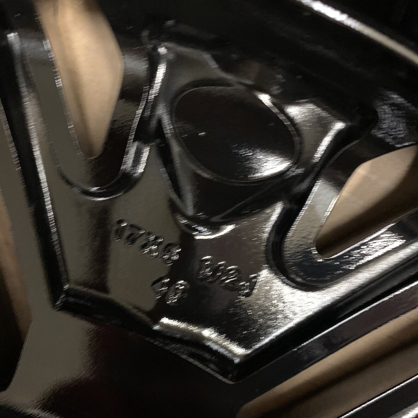 Genuine set of 4 Nissan Leaf 17" Alloy Wheels diamond Cut Gloss Black 6.5J 45