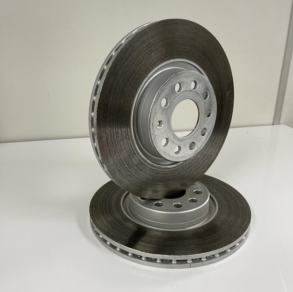 Genuine VW Volkswagen Touran Set Front Brake Discs And Pads 8v0698151 5q0615301f