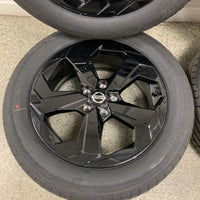 Genuine Set Of Nissan Qashqai 18" Black Alloy Wheels and Tyres