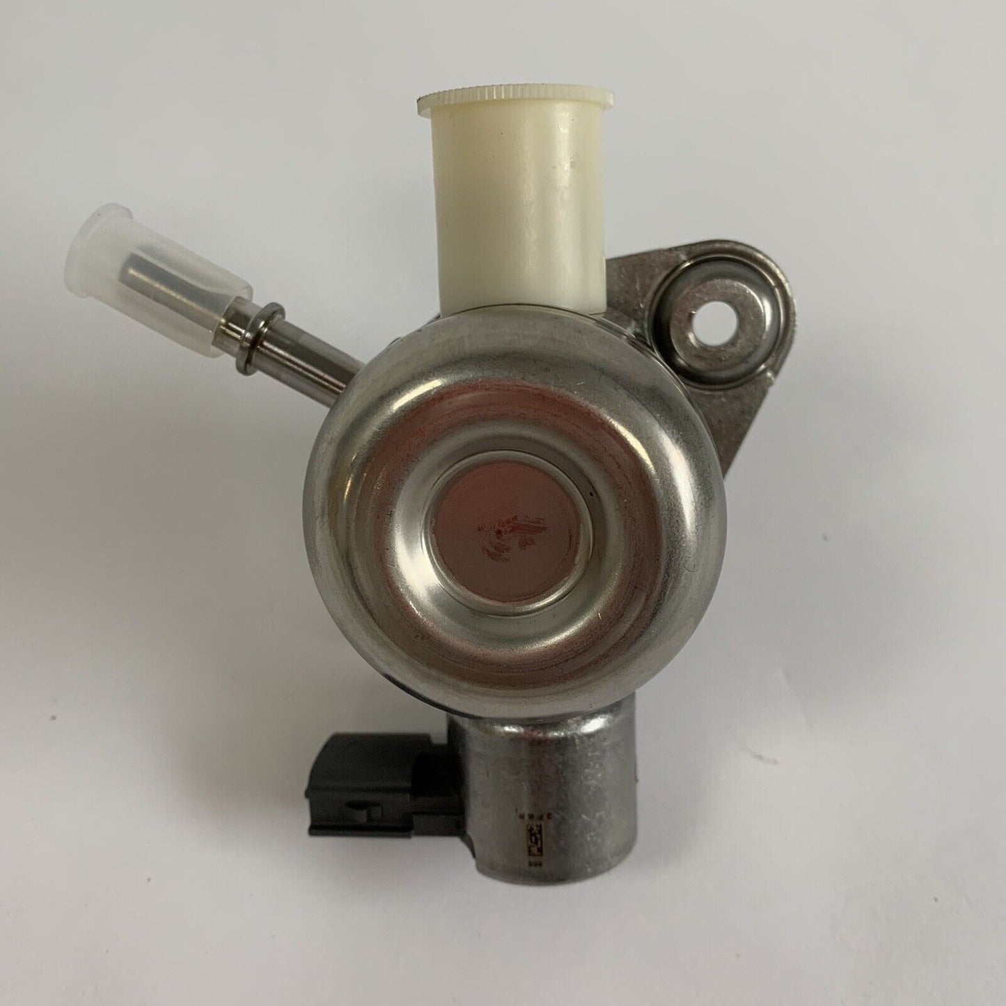 Genuine  Nissan Juke Petrol High Pressure Fuel Pump 166303jy0a