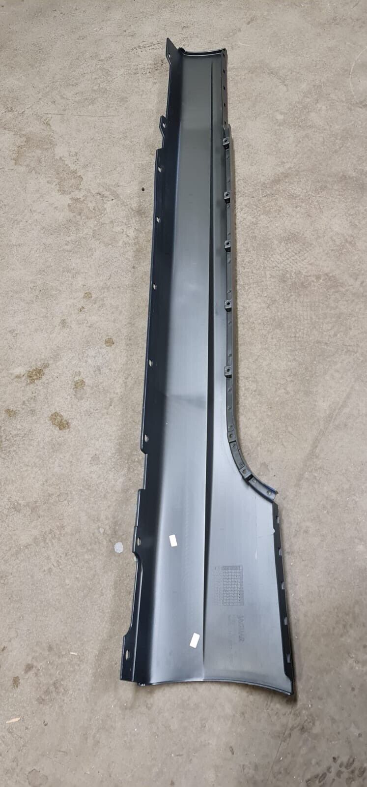 Genuine Jaguar XK XKR RH Offside Side Skirt Step Sill Cover 6w8310154a C2p17190
