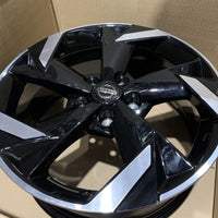 Genuine Nissan set of 4 Juke 17" alloy Wheels Diamond Cut Gloss Black 7J 35