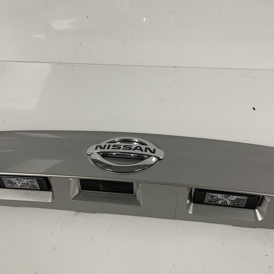 New Genuine Silver Nissan Qashqai Tailgate Boot Button Handle Trim Cover