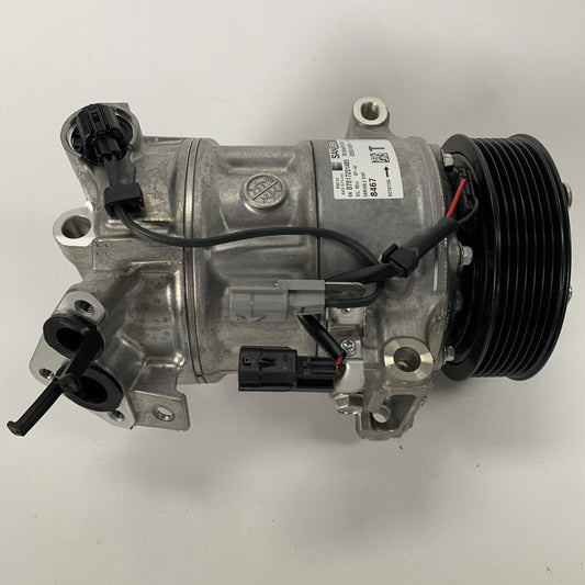 Nissan Juke Air Condition Compressor Assembly 926006UB1A