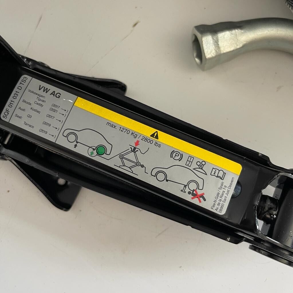 Genuine Seat Jack Kit And Foam Surround Jack And Wheel Brace