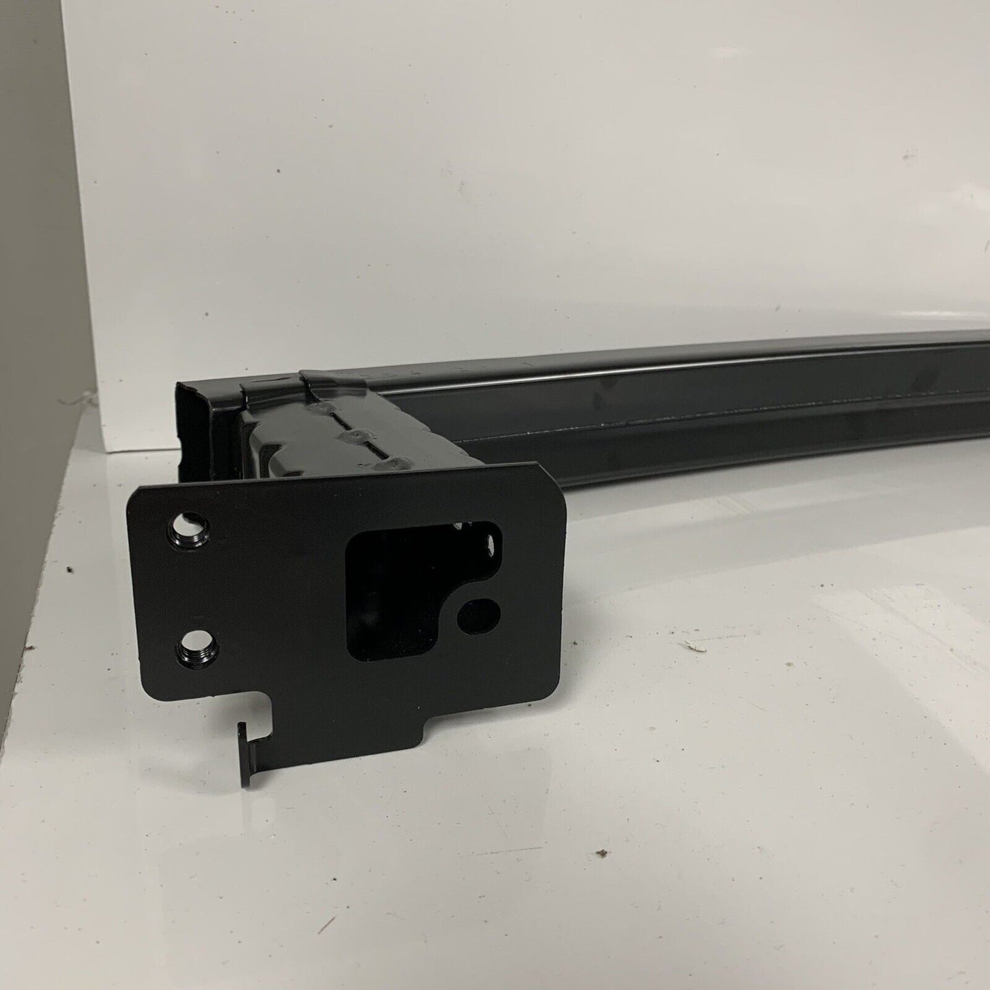 New Genuine Nissan Qashqai Front Bumper Crash Bar 62030 HV80A