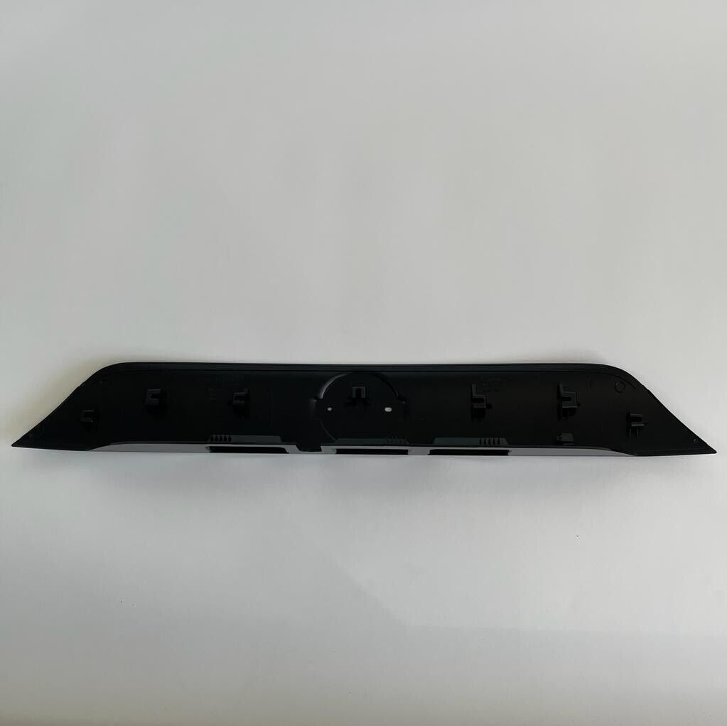 New Genuine 2019 Nissan Qashqai Tailgate Boot Handle Trim Cover