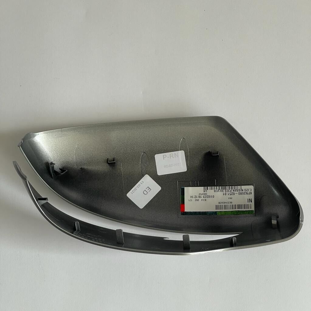 New 2020 Genuine Nissan Qashqai Left Hand Near Side Silver Door Mirror Cover Cap