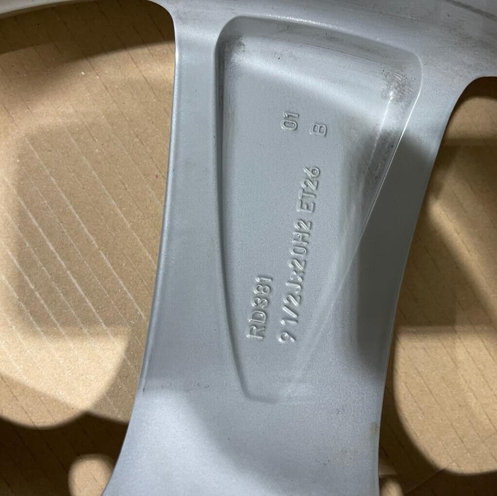 Genuine Jaguar XK Xkr 20" Front Cremona 8.5J X 20” Silver C2P10530