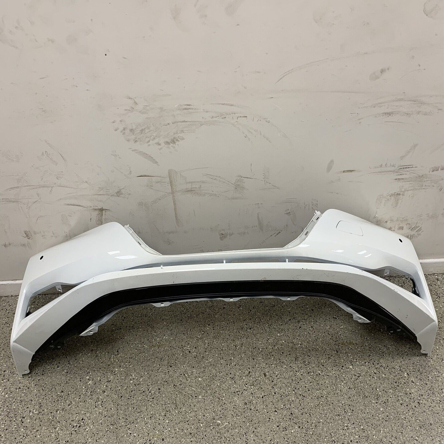 GENUINE NISSAN LEAF FRONT WHITE BUMPER WITH PCD HOLES