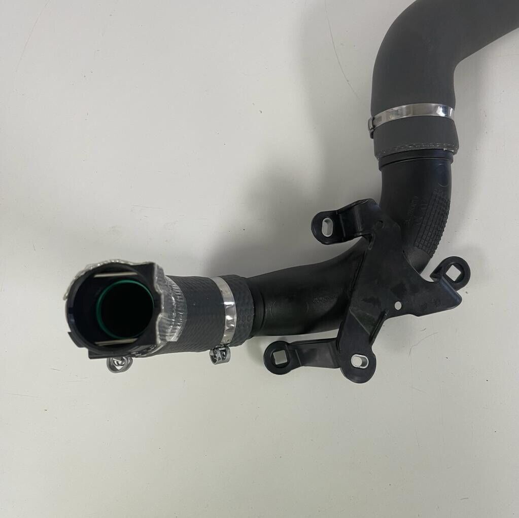 GENUINE NISSAN AIR DUCT TURBO INTERCOOLER HOSE PIPE 144600468R