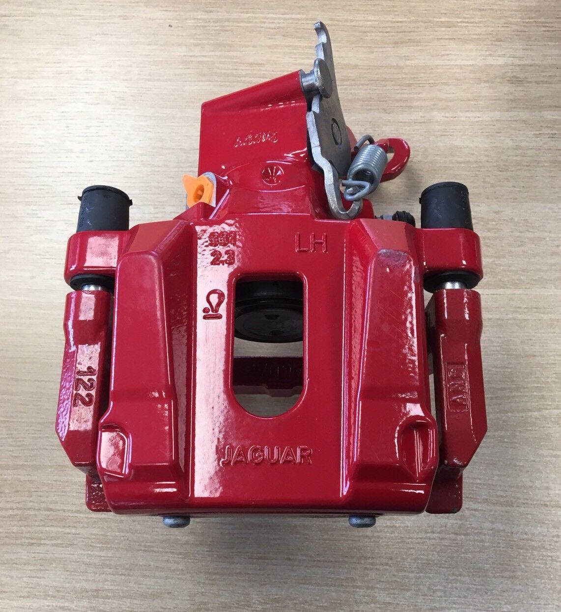 Genuine Jaguar XF, XK, XJ Rear Brake Calliper Housing Red LH C2D39492