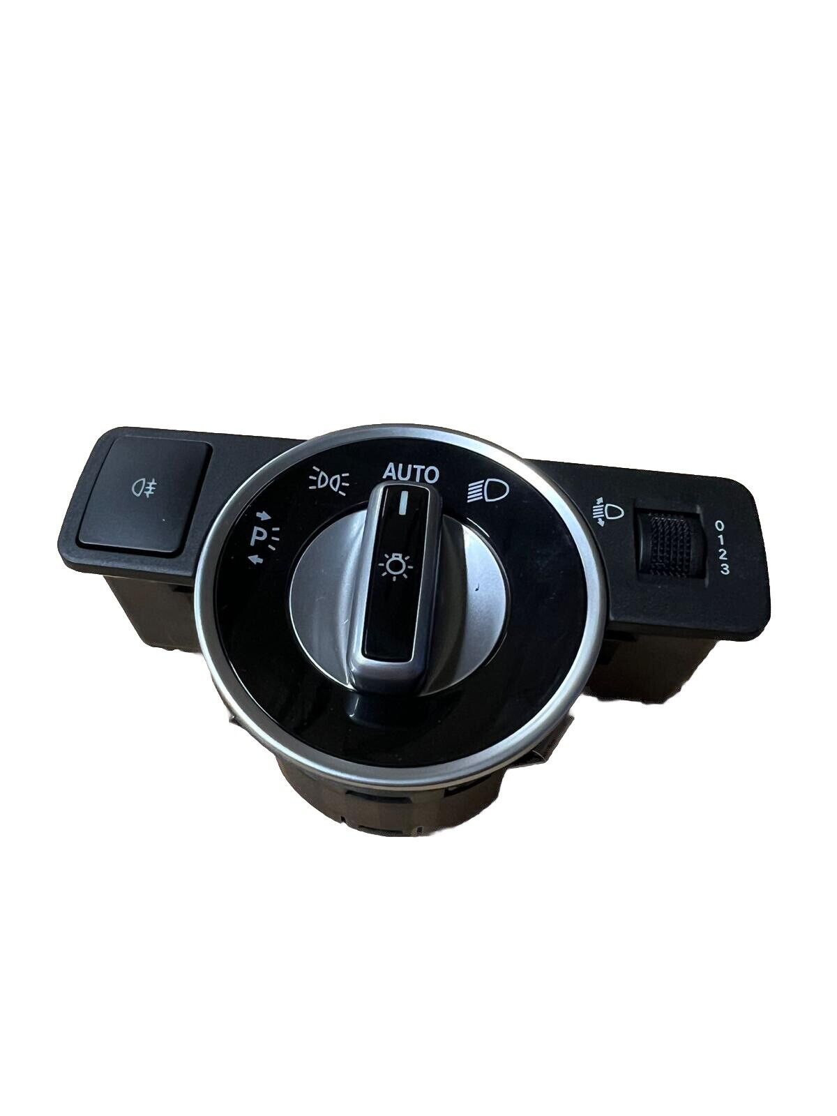 New Genuine Mercedes Benz  Light Switch A2049053103