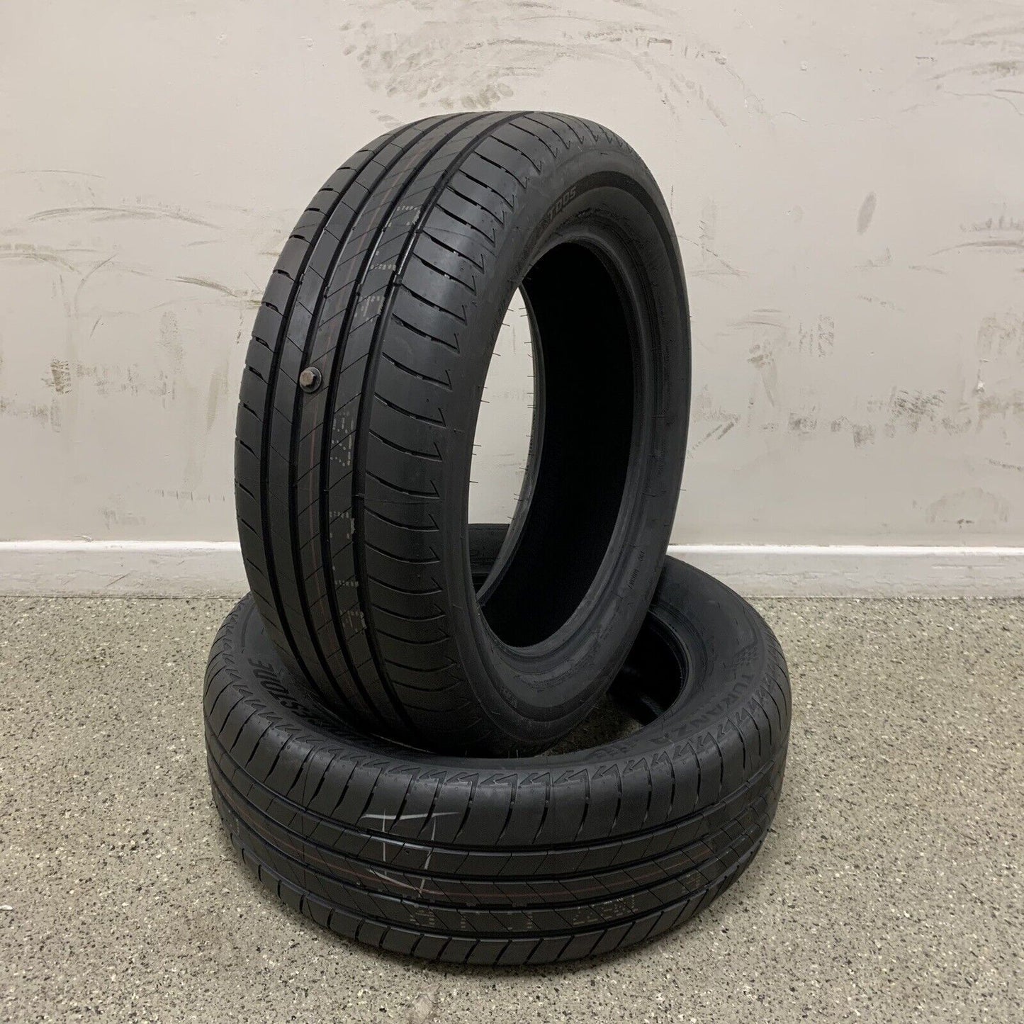 Pair Of Tyres 235/55 R18 100V Bridgestone Turanza T005 Full Tread