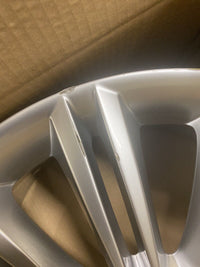 Genuine Jaguar XJ XK XKR 20" Front Kasuga Alloy Wheel  ( 9J X 20-49) C2d4245