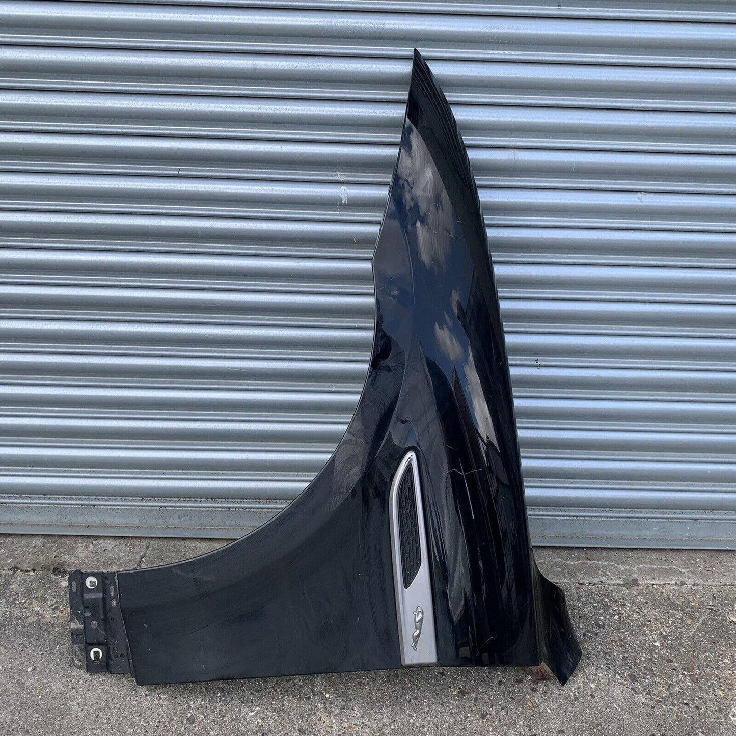 Genuine Jaguar F Pace X761 Left Passenger Side Wing NS Front Wing