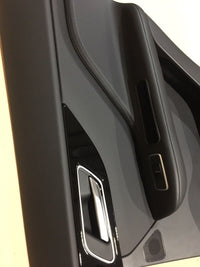 Jaguar Fpace Rear Door Card RH Leather, Black Stitch LED DG14