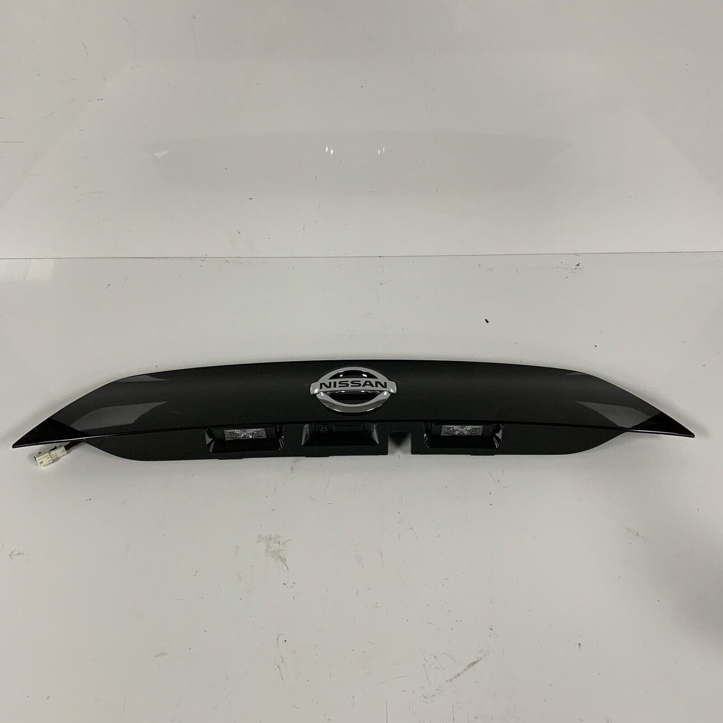 New Genuine Black  Nissan Qashqai Tailgate Boot Button Handle Trim Cover