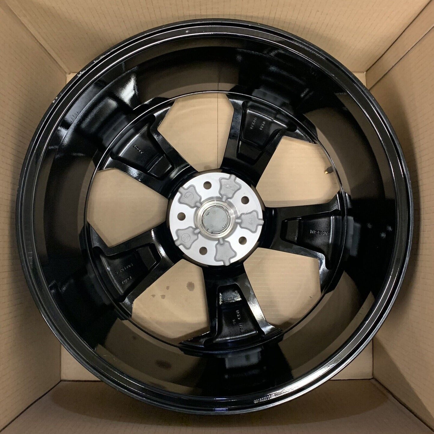 Genuine Set Of 4 Nissan Juke 19" Alloy Wheels Diamond Cut and Gloss Black 6PA3B