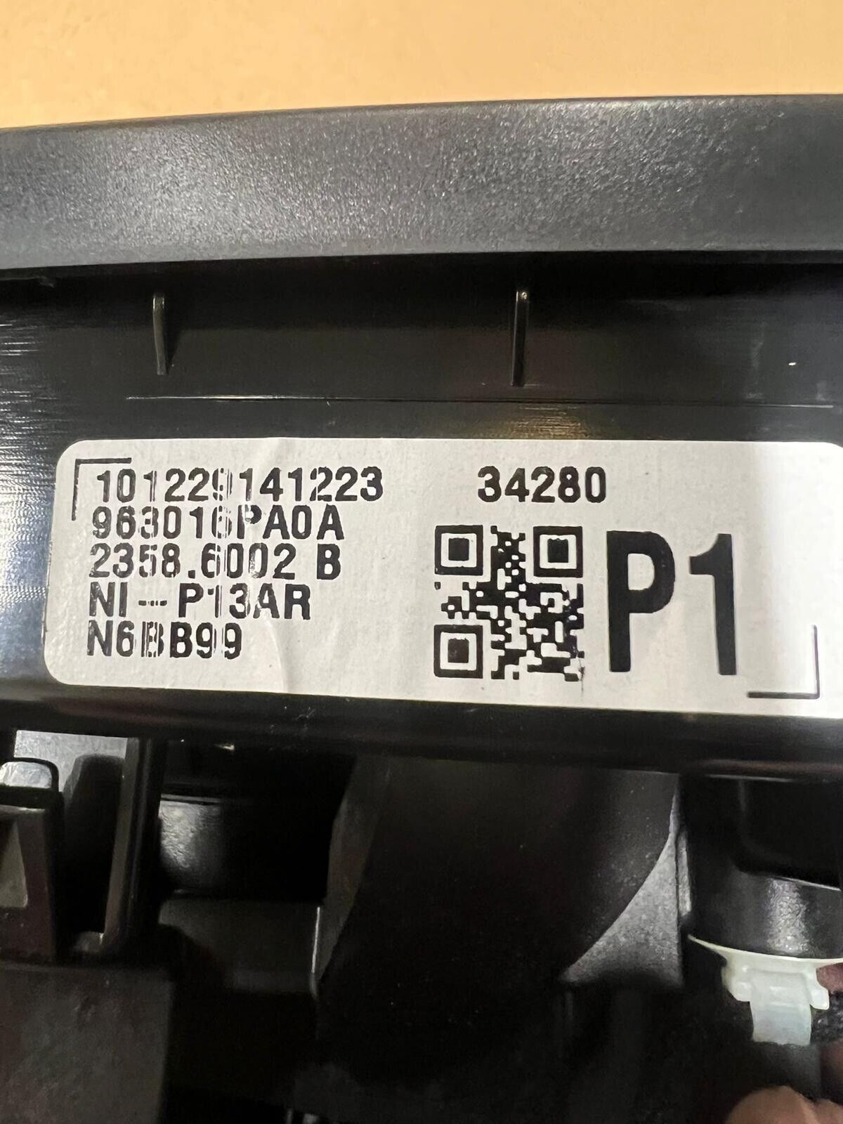 Genuine Nissan Juke Right Door Mirror  Blind Spot RHD 963016pa0a