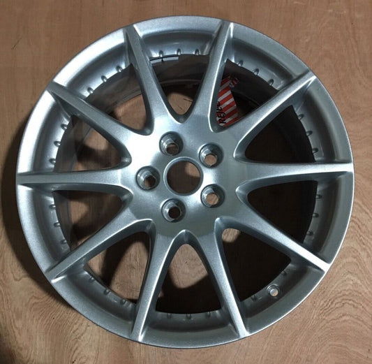 Genuine Jaguar XJ 18" Front Meru Alloy Wheel 8Jx18CHx50.5 C2d4497