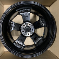 Genuine Nissan Qashqai 18" Alloy Wheel Grey And Diamond Cut D03006UA3A