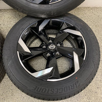 Genuine Set Of Nissan Juke  17” Alloy Wheels and Tyres