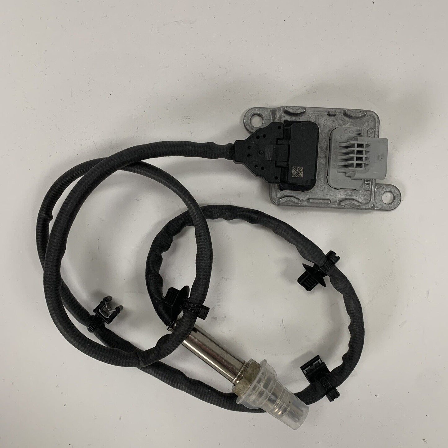 New Genuine Nissan Nox Sensor 22790 HV80B