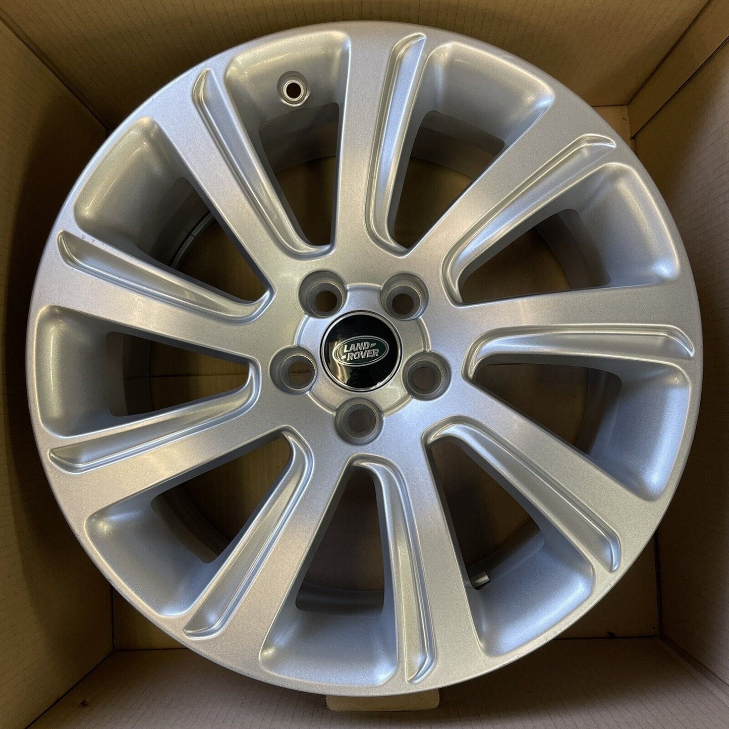 Genuine Discovery Sport 18" Alloy Wheel 8jx18ch 45 Off Silver Fk72-1007-bc