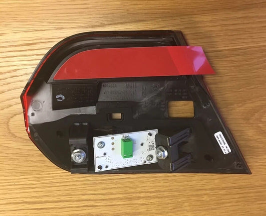 Jaguar XF X250 Boot lid Trunk light Right Side Offside C2Z12876 CX2315K272AA