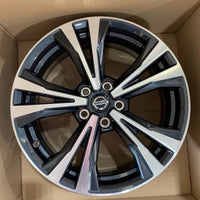 Genuine Nissan Qashqai 18" Alloy Wheels Diamond Cut and Grey D0300HV03A 2018-20