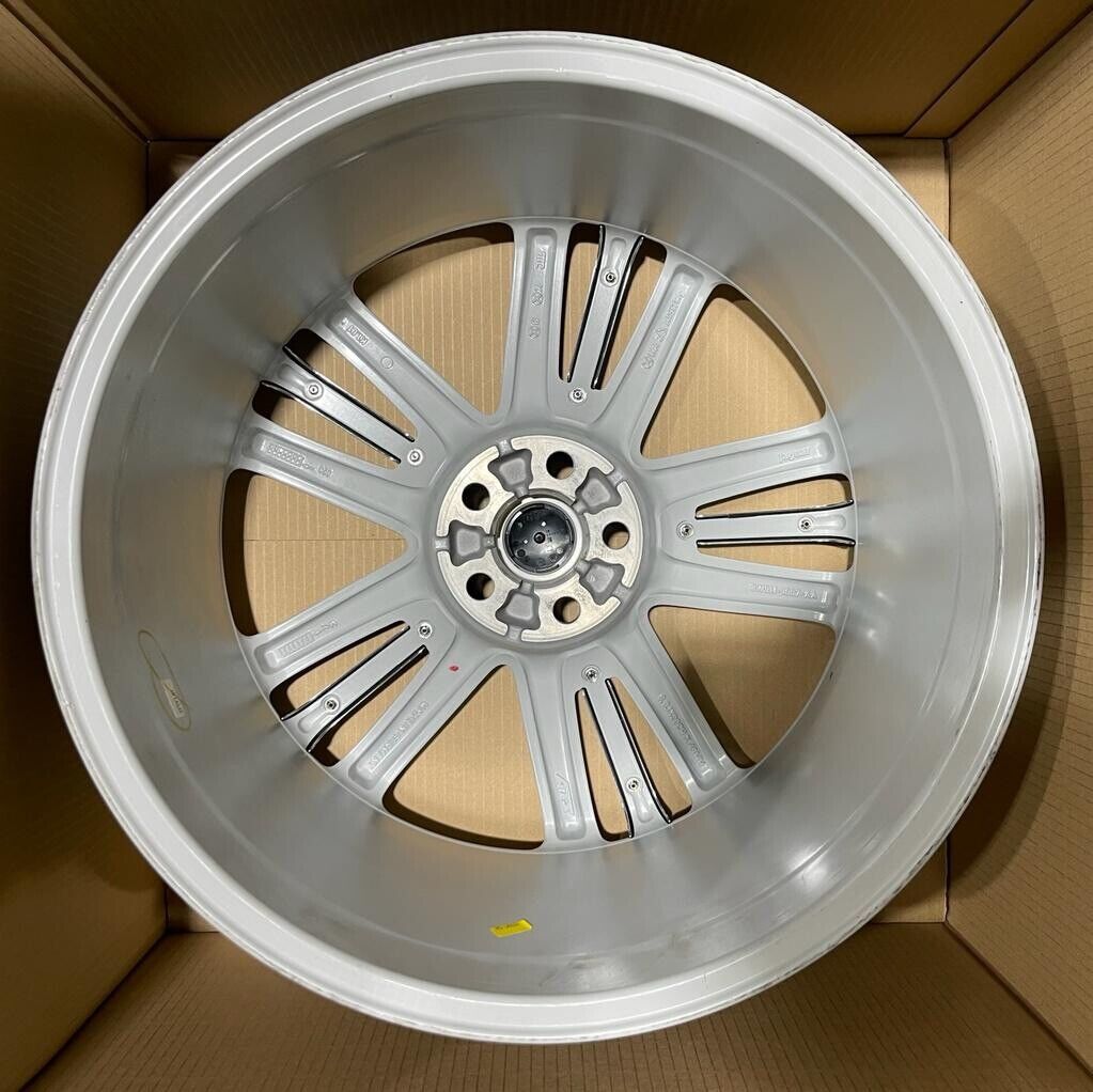 Genuine Jaguar XJ 20" Portfolio Selena Silver Alloy Wheel 9jx20 49 C2C39725