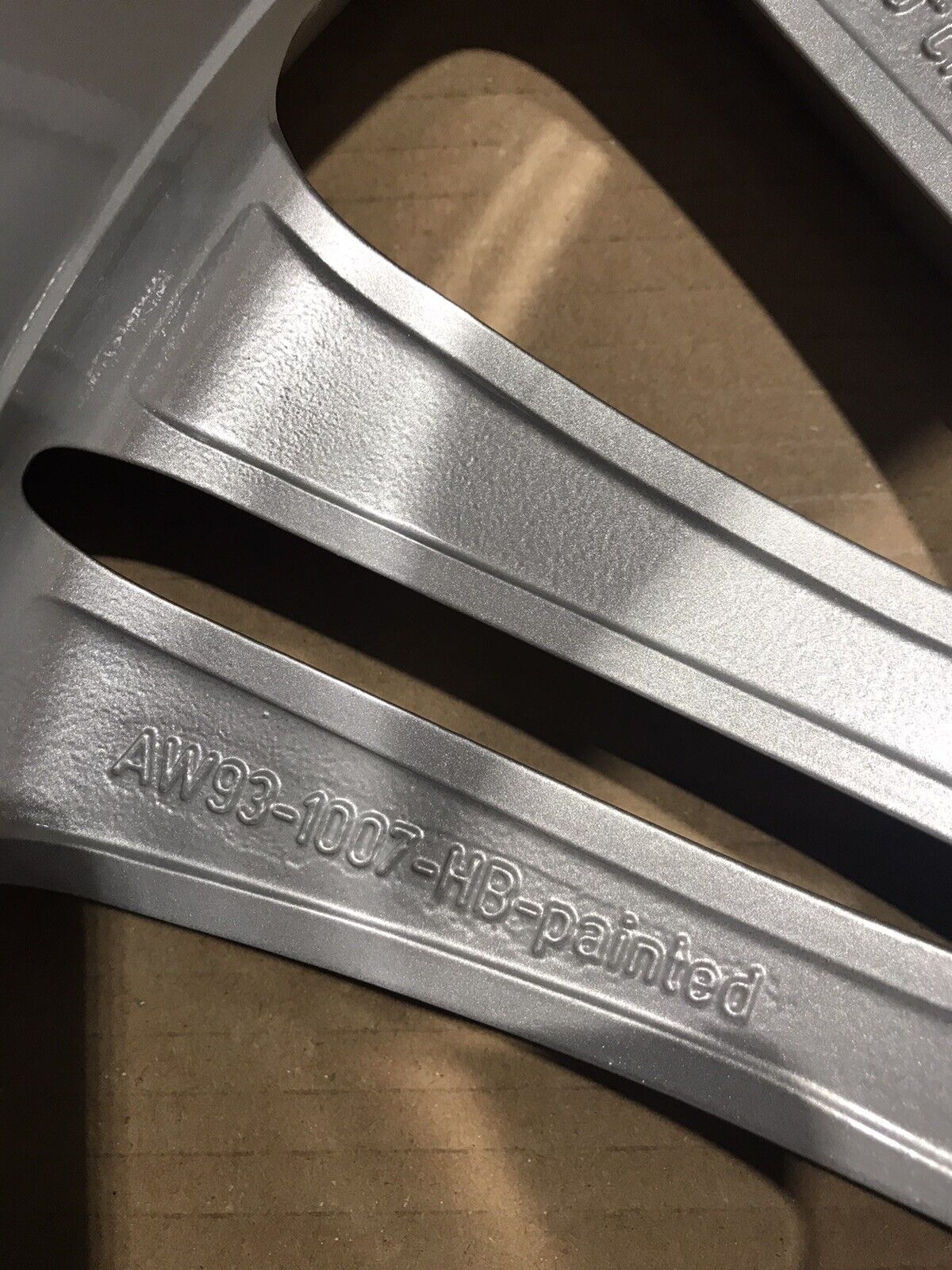 Genuine Jaguar XJ  XK XKR 20" Rear Kasuga Alloy Wheel  ( 10J X 20-46) C2d4246