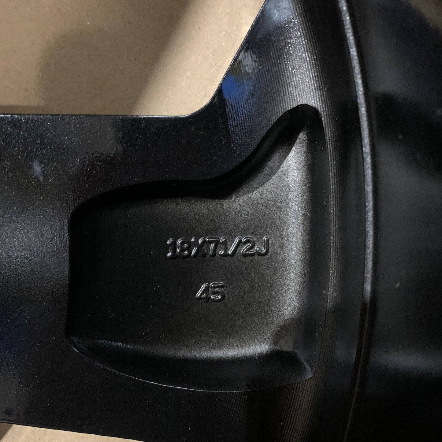 Genuine Nissan Qashqai 18" Alloy Wheel Grey And Diamond Cut D03006UA3A