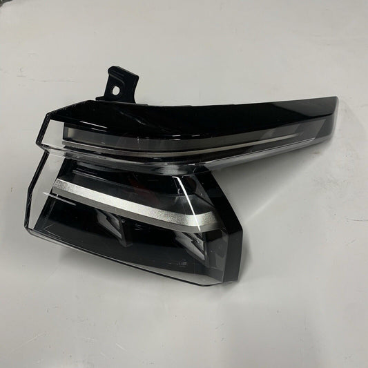 Genuine Nissan Qashqai J12 Off Side Right Hand Rear Drivers LED Light 26550HN25A