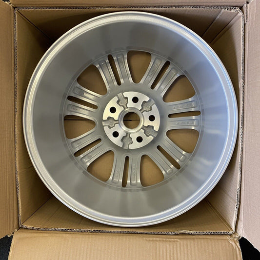 Genuine Jaguar XK Xk8 18" Front Hydra Alloy Wheel 8jx18 55 C2n3314 3w831007ja