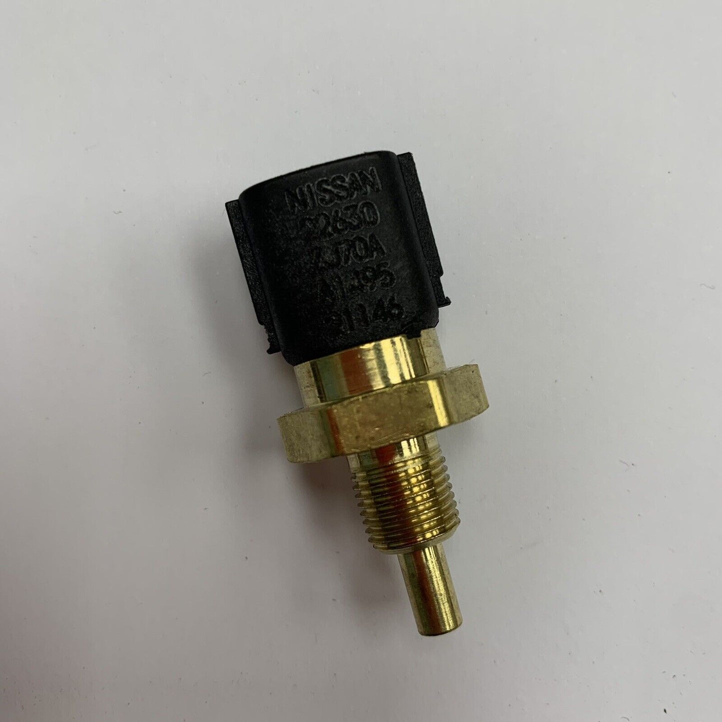 New Genuine Nissan Coolant Temperature Sensor 22630 ZJ70A