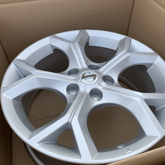 New Genuine Set Of 4 Nissan Juke 17" Silver Alloy Wheels 7J 35 off 403006PA1A