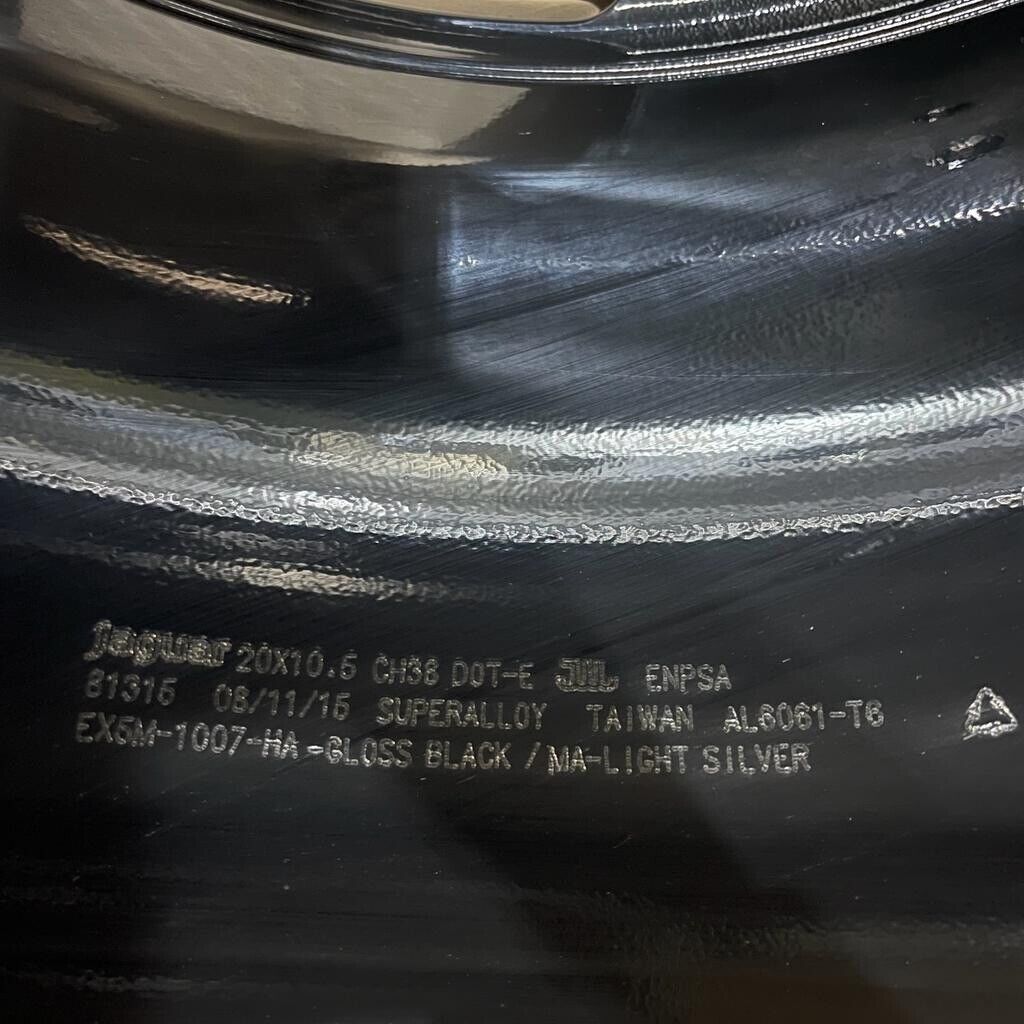 Genuine Jaguar F Type 20” Forged Aero  Alloy Wheel 10.5J Carbon Fibre T2R3293